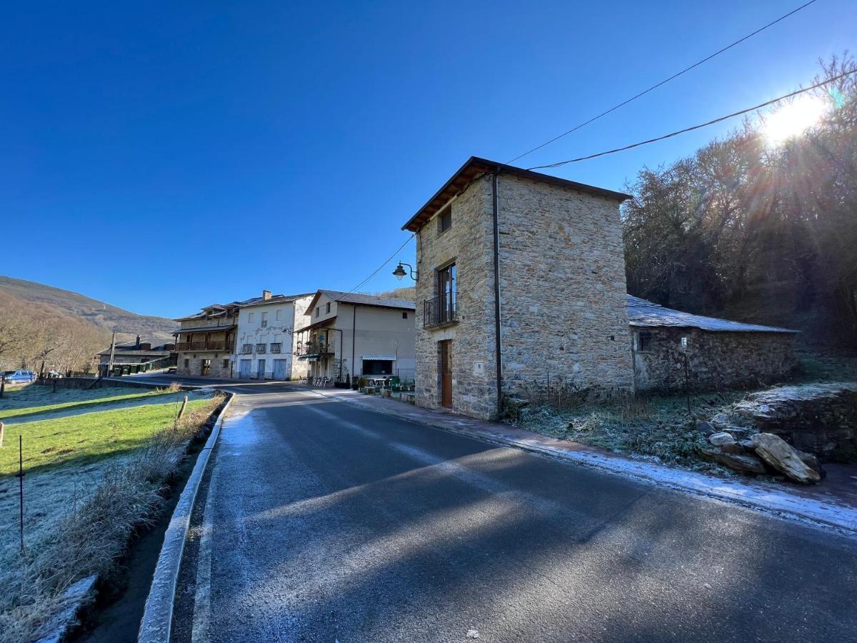 Casa Rural La Torre Recien Rehabilitada. Las Herrerías Exteriér fotografie
